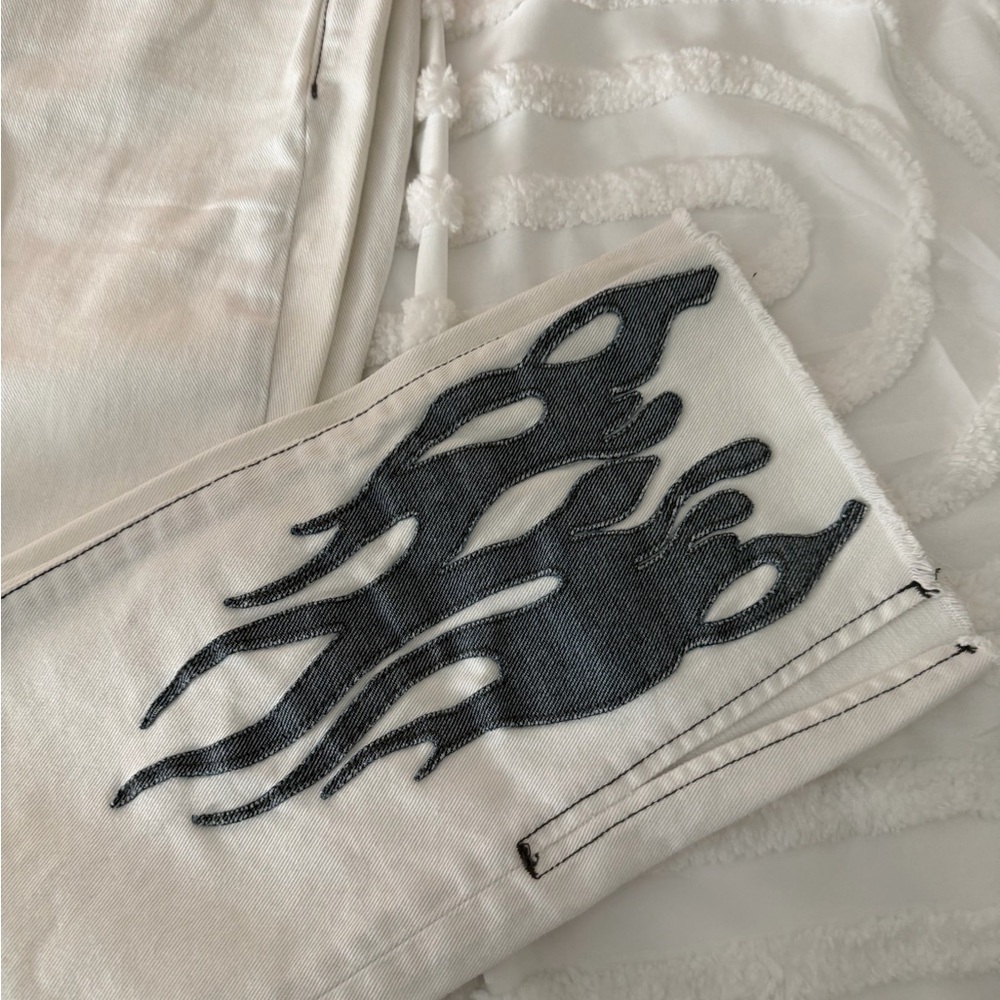 BDG White Pants with Denim Detailing - Picture 13 of 15